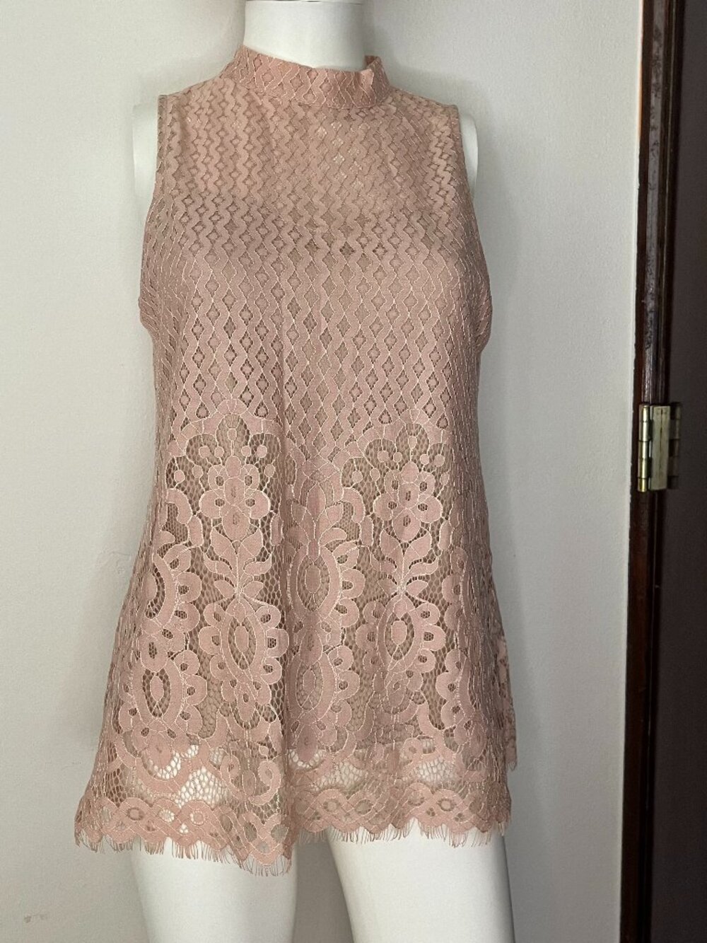 Floral Lace Women Career Top Lined Halter Blouse Love Fire Color Rose Sz Medium